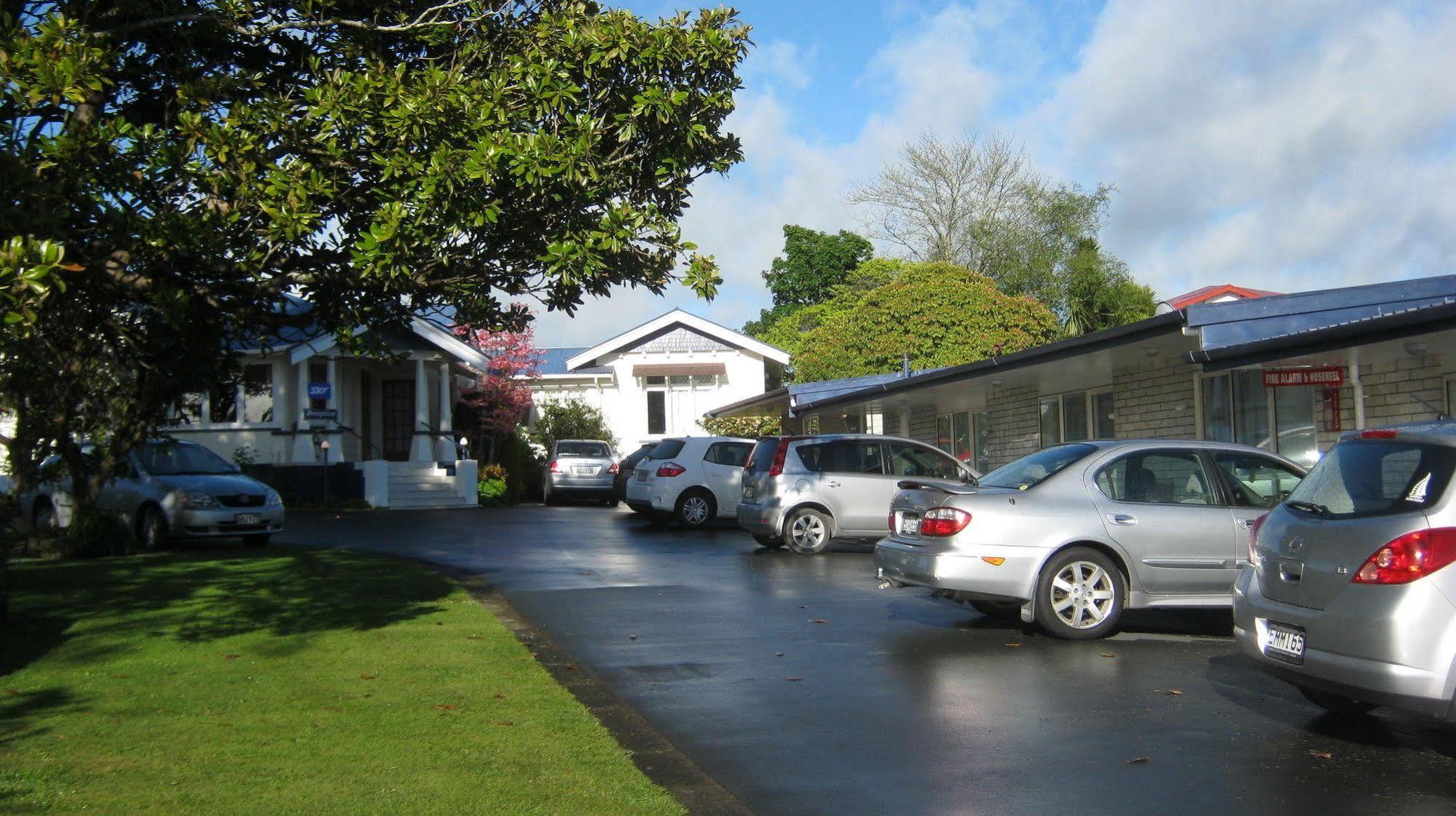 Broadway Lodge Motel Stratford Dış mekan fotoğraf